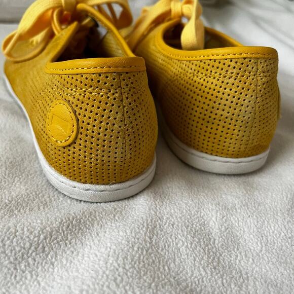 Camper Uno Perforated Suede Lace Up Sneaker Marigold Yellow Size 37/ 7 - Picture 3 of 7